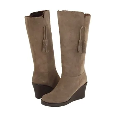 NWOB Gabriella Rocha Shearling Lined Suede Boots Size 10US Color Brown • $89