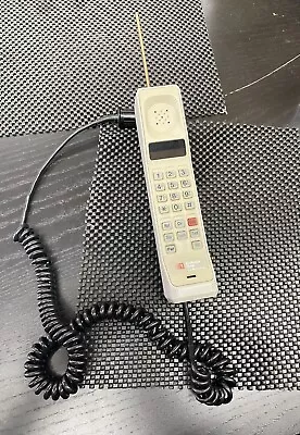 $114.99 • Buy Vintage Original 1980's Motorola Brick Cell Phone With Case Cellular One Z54