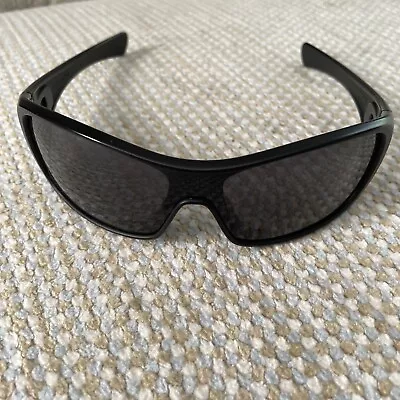 Oakley Antix Matte Black Frames Polarized Dark Grey Lens Silver Icons W/ Case • $124.98