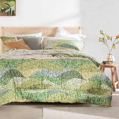 $119.95 • Buy New Habitat Ditsy Landscape Reversible Comforter Set