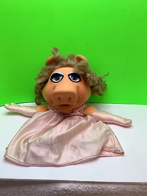 The Muppets Miss Piggy Vintage 1977 Hand Puppet Jim Henson Fisher Price 16  • $40