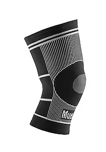 Mueller 4-Way Stretch Knee Support • $15.49