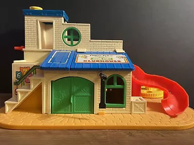 Fisher Price Play-family Little People Sesame Street Clubhouse #937 Vintage  • $50