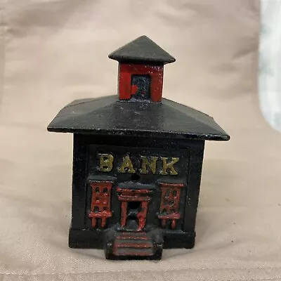 J.e. Stevens Cast Iron Small Still Bank • $24.99