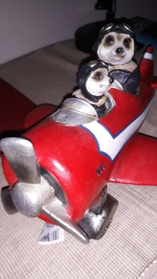 £49.99 • Buy Meerkats In Aeroplane..statue Ornamental Ideal Gift