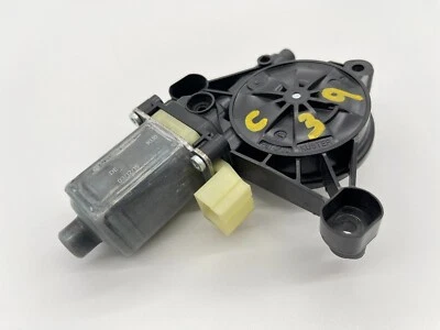 2014-2016 Audi A3 Cabrio Vw Golf Left Door Window Regulator Motor 5q0959801b Oem • $29.39