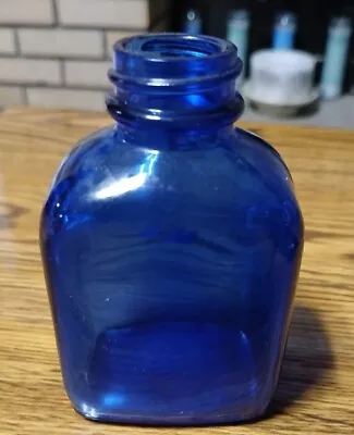 Vintage Small Glass Cobalt Blue Medicine Bottle R.D No. 82 • $10.95