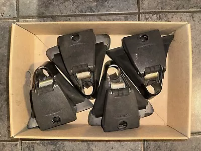 Set Of 4 - Yakima Q-Towers Roof Rack Towers For Round Bars • $80