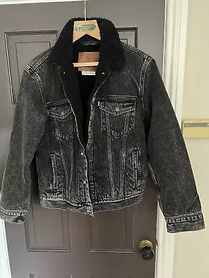 Levi’s Denim Jacket Size Small Men’s  • £1.20