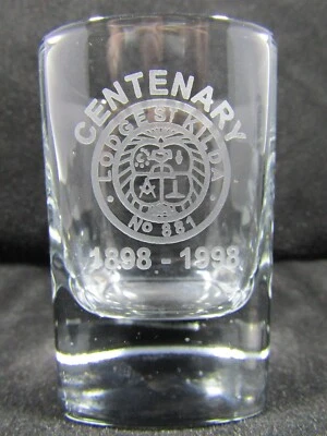 £12.50 • Buy Masonic Lodge St Kilda No 881 Centenary Whisky Shot Glass. 1998. Isle Of Skye.