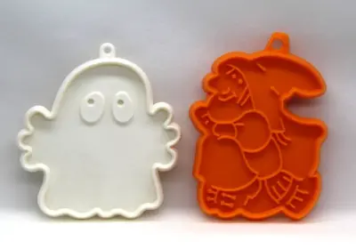 Vintage Hallmark Cookie Cutters Halloween Ghost Witch On Broom/Broomstick Lot 2 • $5.95