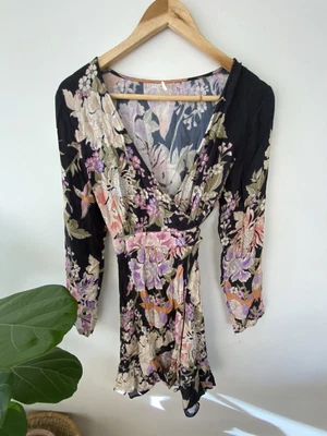 $35 • Buy Spell & The Gypsy Womens Blue Skies Mini Wrap Dress Floral Size XL Black