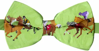TIE STUDIO - Horse Racing & Jockey On Light Green Men's Novelty Bow-Tie • £12.99