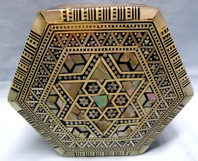 Vintage Hexagon Wood Inlaid Mother Of Pearl Abalone Shell Hinged Trinket Box • $8.99