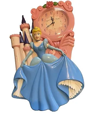 Vintage Disney Princess CINDERELLA BELIEVE IN YOUR DREAMS WALL CLOCK  Works • $12