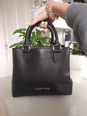 Black Valentino Handbag Used 💕 • £0.99