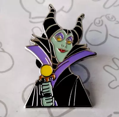 Maleficent Bust Staff Sleeping Beauty 2020 Disney Pin 140350 • $12.99