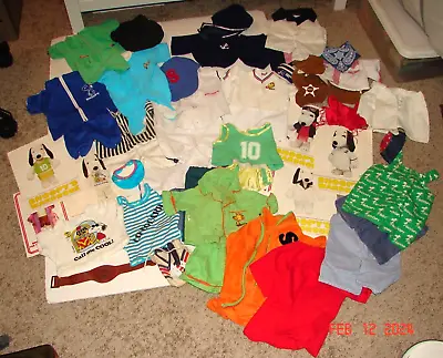 Vintage  1970's Lot Of SNOOPY DOLL WARDROBE Clothes & Outfits NICE COLLECTION • $85