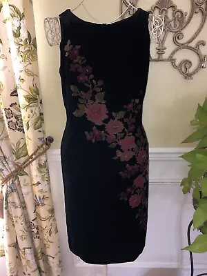 Vintage Y2K Black Velvet Sheath Dress Floral Casual Corner 6 GORGEOUS • $22.49