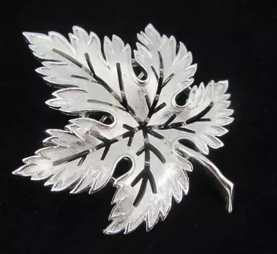 Vintage Crown Trifari Maple Leaf Brooch Pin Silver Tone Metal • $19.54