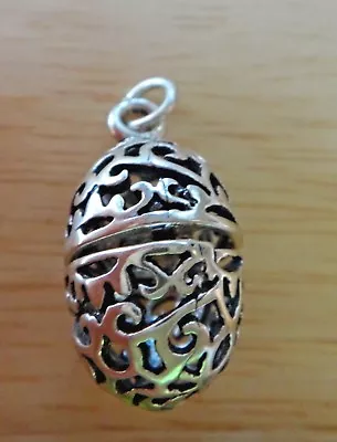 Sterling Silver 3D 23x15mm Movable Opens Cut Out Easter Egg Charm  • £39.39