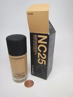 NC25 MAC STUDIO FIX FLUID SPF 15 24 Hours WEAR OIL/SHINE BROAD SPECTRUM 1oz/30ml • $24.50