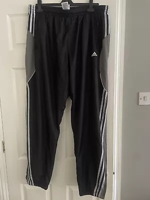 Men’s Adidas Tracksuit Bottoms XL • £4.50