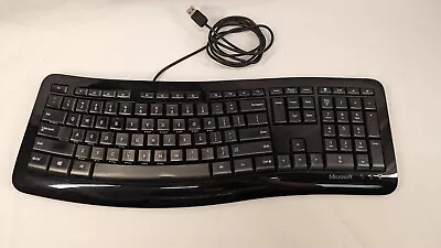 Microsoft Comfort Curve Keyboard 3000 • $20