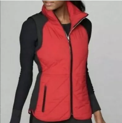 ATHLETA Wind Sprint Quilted Vest Women's Casual Activewear Hooded Full Zip Camo • $36