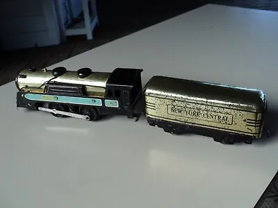 Marx Train Canadian Pacific Jubilee Engine And Gold Tender. • $85
