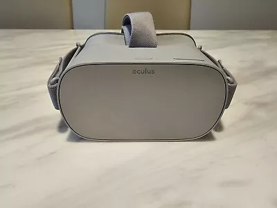 Oculus Go All-in-One 32GB VR (Virtual Reality) Headset Console And Controller • $150