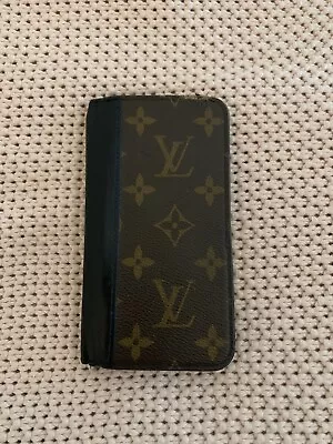 Louis Vuitton I Phone Case • £50