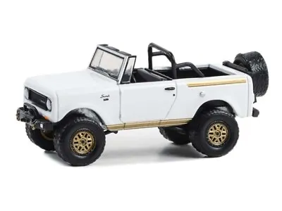 1970 Harvester Scout Lifted - White Diecast 1:64 Scale Model - Greenlight 35270B • $12.95