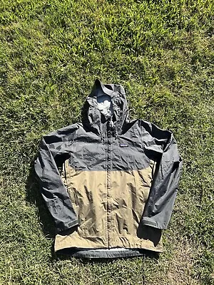Patagonia Torrentshell 3L Rain Jacket Mens Size Small Gray Green Colorblock • $110.99