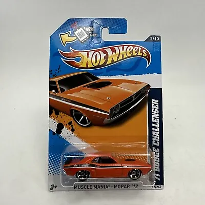 Hot Wheels 2012 Muscle Mania -mopar '12 '71 Dodge Challenger. #2/10 • $5