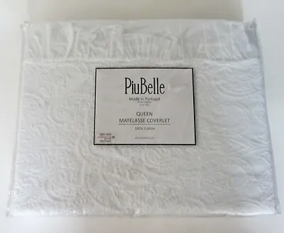 PiuBelle QUEEN Matelasse Ruffled Coverlet 100% Cotton Portugal White Paisley NEW • $90