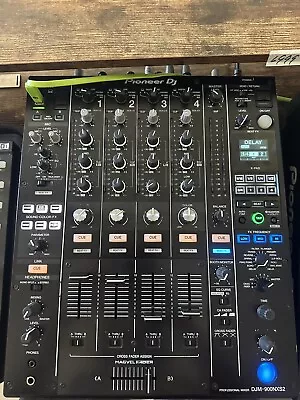 Pioneer Djm-900nxs2 Dj Mixer • $2000