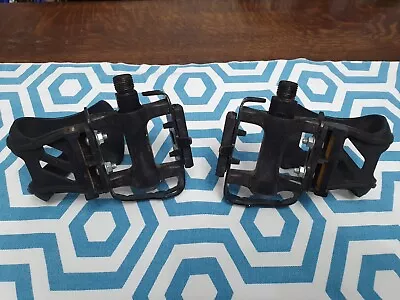 £0.99 • Buy Biking Bicycle Flat Cage Pedals For Road Mountain Bikes With Toe Clips