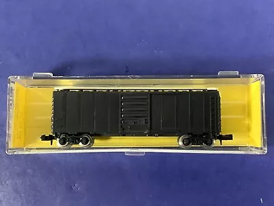 N Scale Atlas 3400 Undecorated 40’ Box Car With Case • $7.95