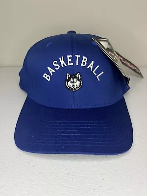 NWT Yupoong UCONN HUSKIES Basketball Flex Fit Hat Cap Blue SZ L-XL Unisex NEW • $17.99