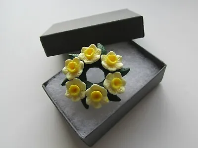 Handmade Pale Yellow Spring Daffodil Wreath Brooch Lapel Pin Marie Curie Charity • £5.99