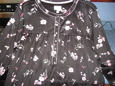 Womens Nightgown Size Xlarge (16-18) Velour Long Gown Black & Pink Floral New • £25.06