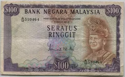 Malaysia $100 Ringgits. Bank Niegara Issue. ND 1967-72 #17a. Sign. I.M.Ali. • $394.95