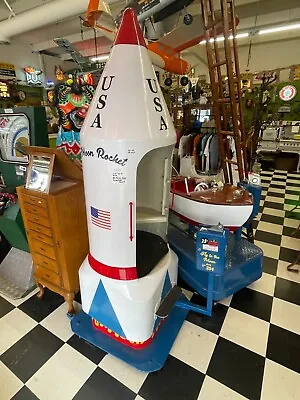 USA Moon Rocket Coin-Op Space Ship ARCADE KIDDIE RIDE • $3500