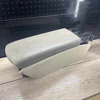 03-06 Mercedes R230 SL500 SL550 Center Console Armrest Arm Rest Storage OEM • $149.99