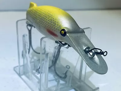 Vintage Eddie Pope Hot Shot M2 Fishing Lure Yellow /White/Silver Scale • $16.99