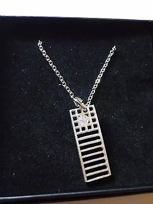 £8.95 • Buy Mackintosh Chair Back Fine Pewter On 24  Silver Plated Curb Chain Necklace Cw19