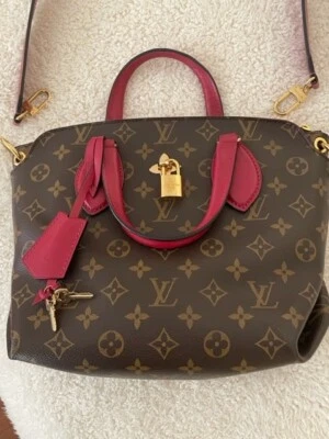$1450 • Buy Louis Vuitton Authentic Flower Zipped Tote PM Crimson Monogram Canvas