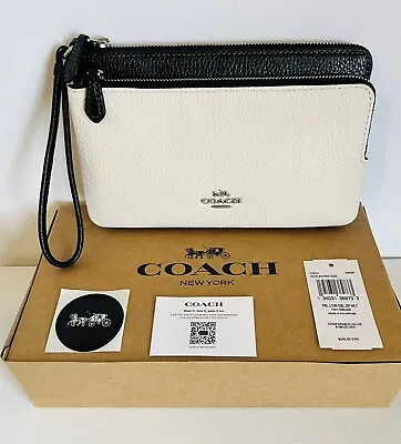 NWT Coach Contrast Pebbled Leather Double Zip Wristlet Wallet Chalk & Black 💝💘 • £125