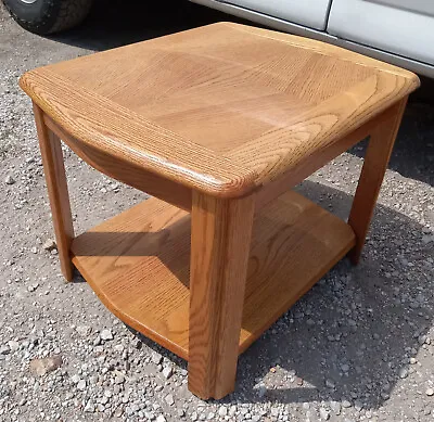 Mid Century Oak Mersman End Table / Side Table (RP) (ET491) • $349